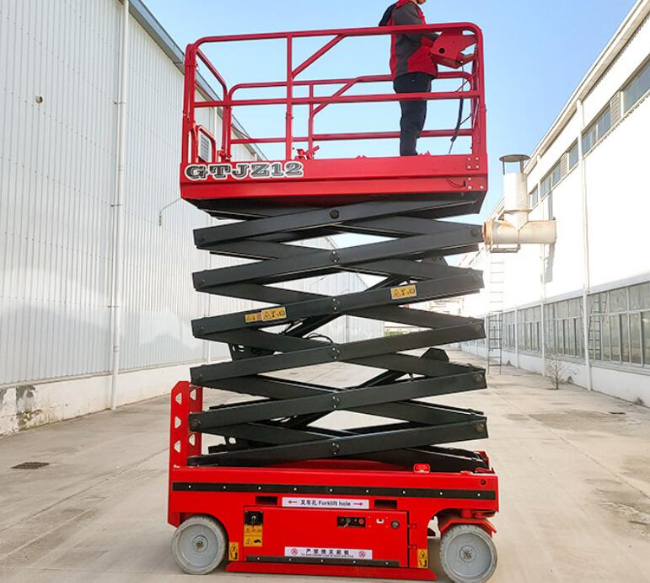 滴道自行走移动式升降机